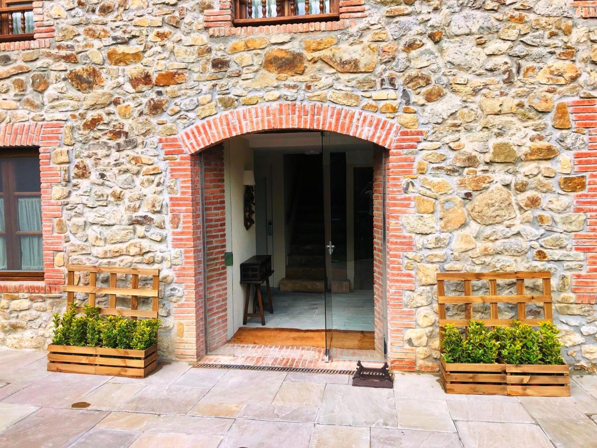 Posada La Torre De La Quintana Liendo Exterior photo